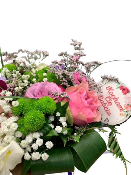 Bukiet mieszany z różami, gerberą, frezją – eksplozja kolorów i zapachów