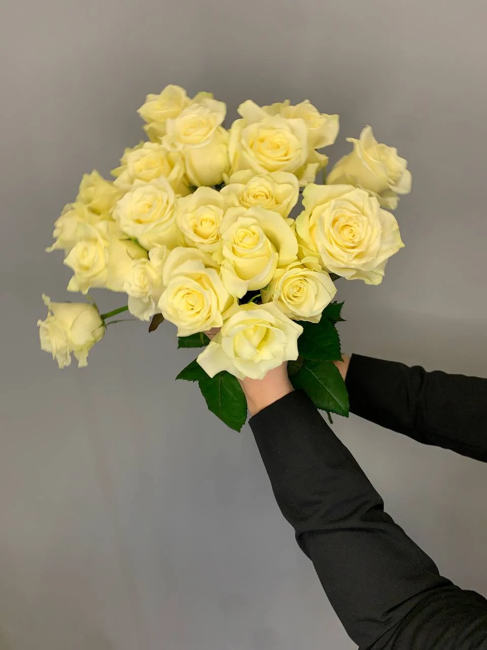 Bukiet róż – czarująca delikatność w każdym detalu