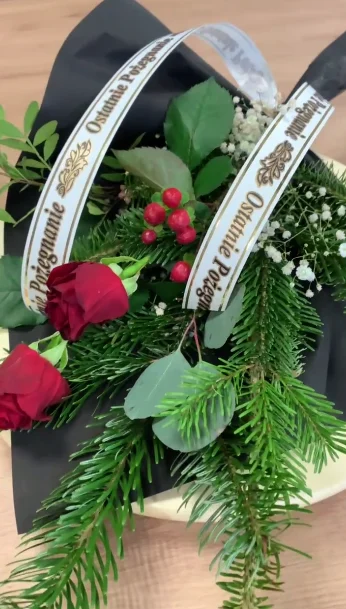 Bukiet pogrzebowy z czerwonych róż z dostawą niska cena Grodzisk Mazowiecki