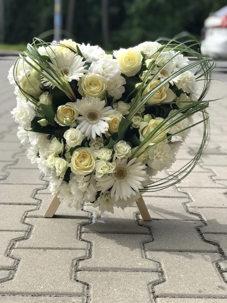 wienieć pogrzebowy w ksztalcie serca Pruszków