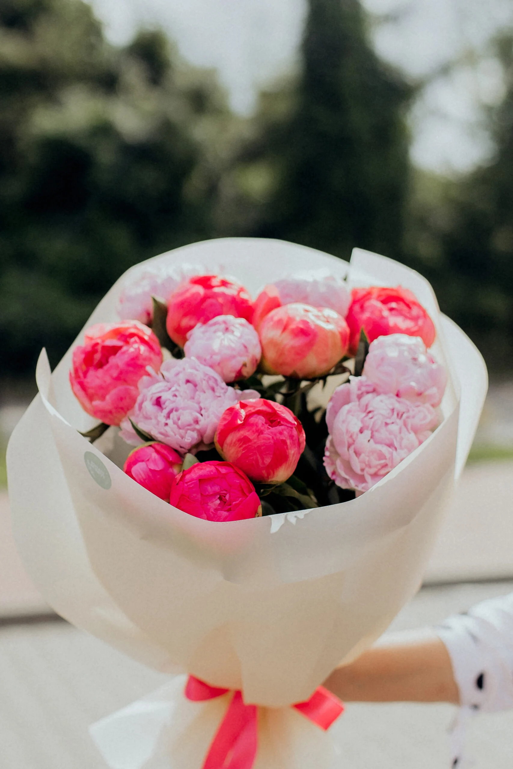 Peonia bukiet poczta kwiatowa Warszawa tanio