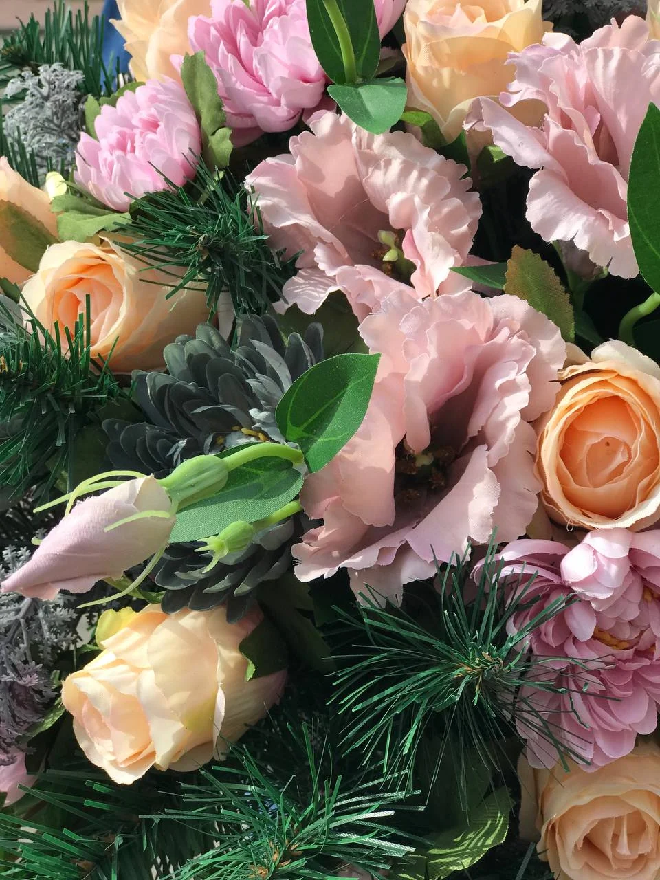 Okrągła wiązanka na Wszystkich Świętych Pruszków