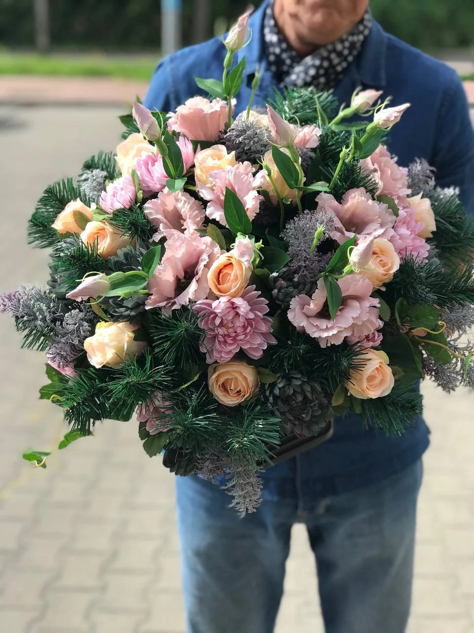 Okrągła wiązanka na Wszystkich Świętych Warszawa