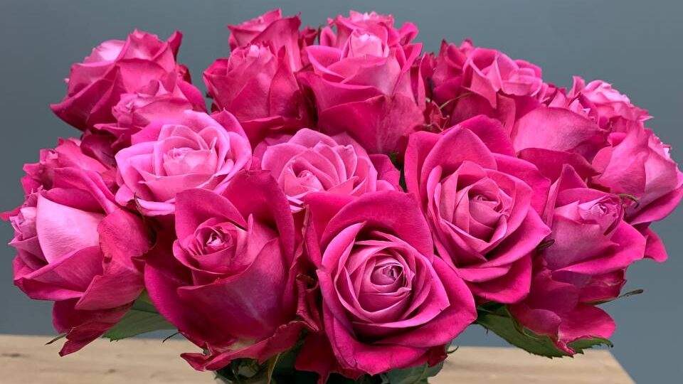 Bukiet do wazonu z dostawą niska cena różowe róże Otrębusy