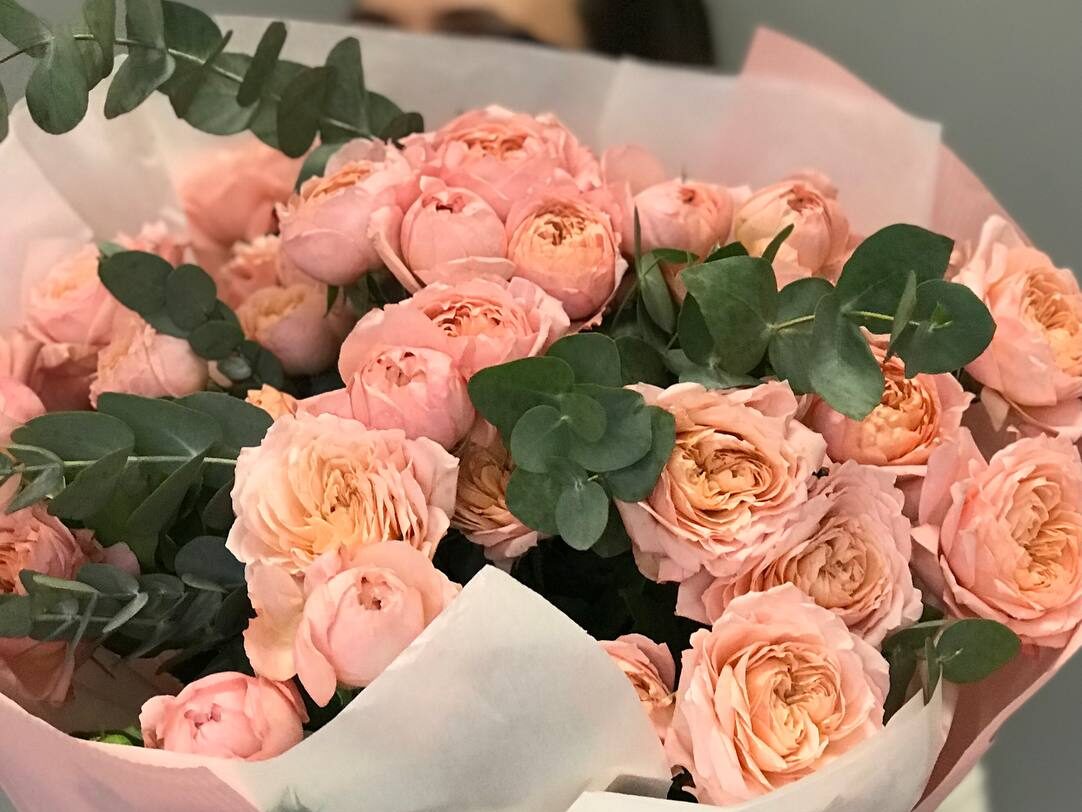 Bukiet róże gałązkowe z dostawą niska cena Pruszków