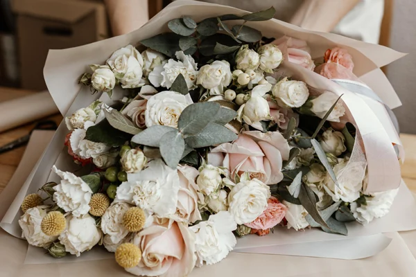 Najpopularniejsze kwiaty na rocznicę ślubu