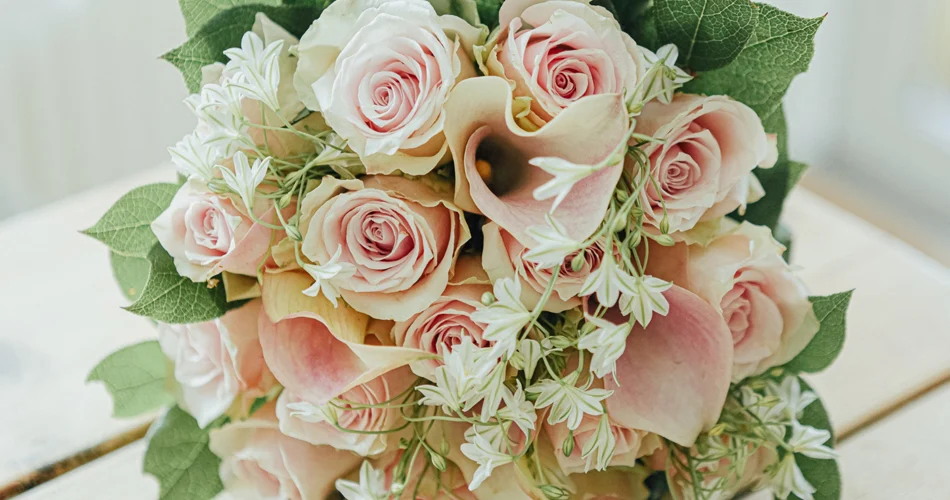 Delikatny bukiet róż