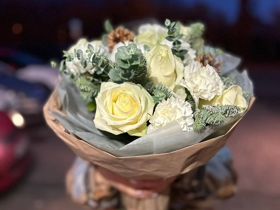 Biały zimowy bukiet