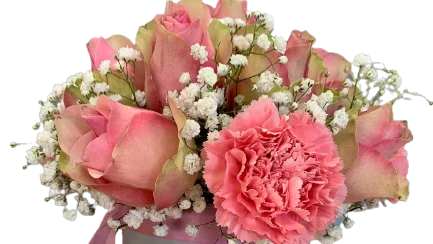 bukiet z różami i gipsówkę