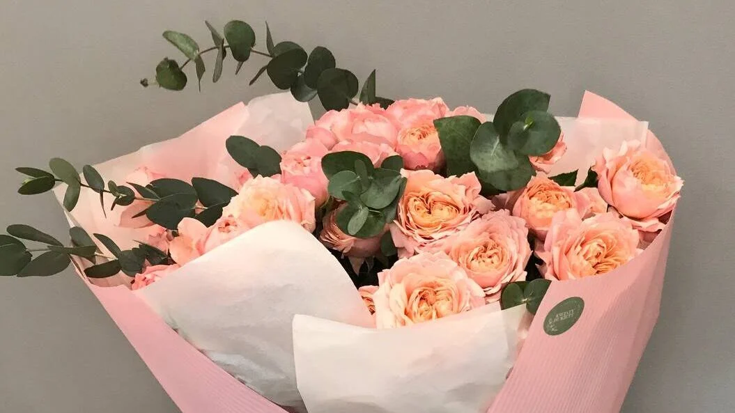 Bukiet róże gałązkowe