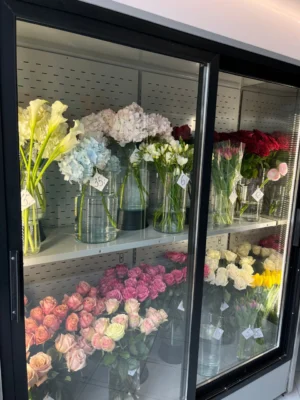 Kwiaciarnia z możliwością odbioru własnego zakupów online.