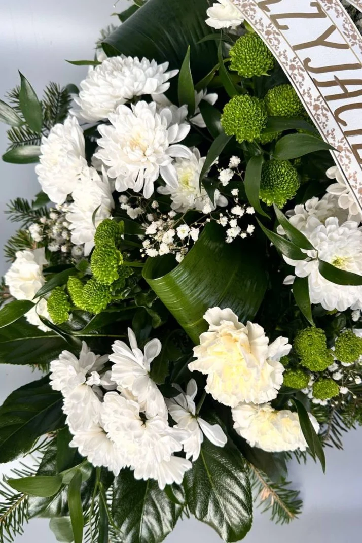 Wiązanka pogrzebowa „Biała Cisza”