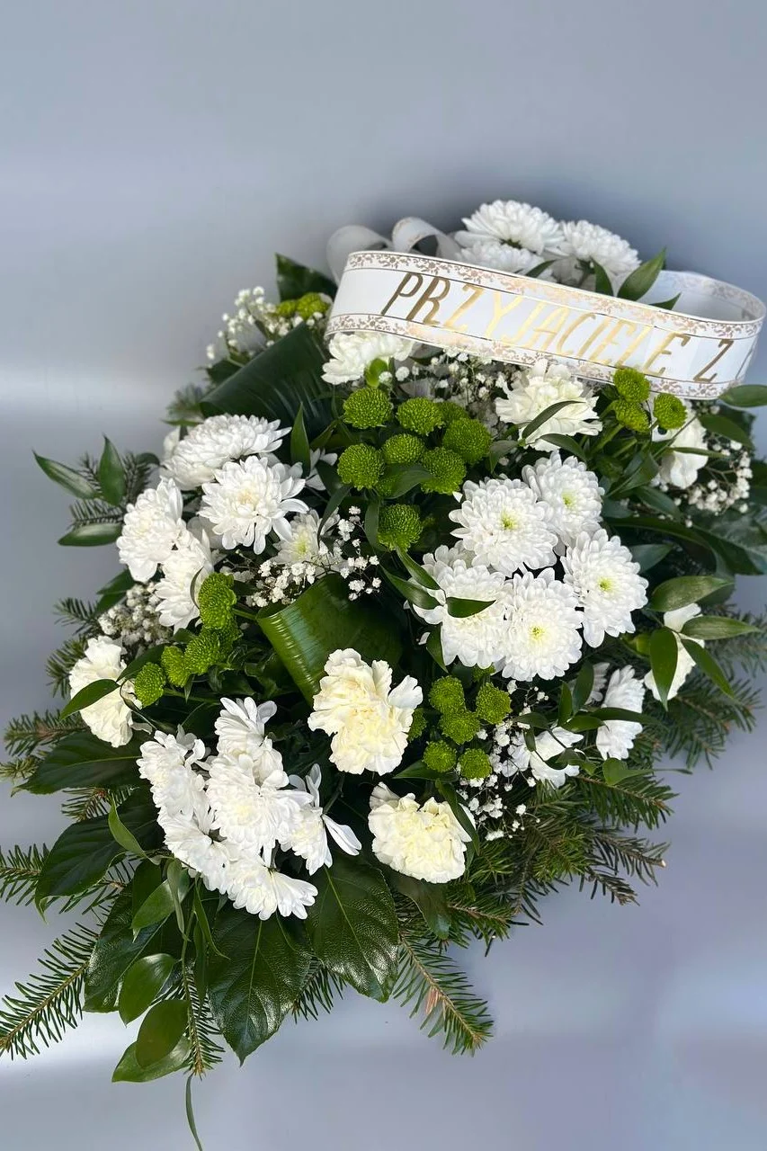 Elegancja i spokój w kompozycji „Biała Cisza”